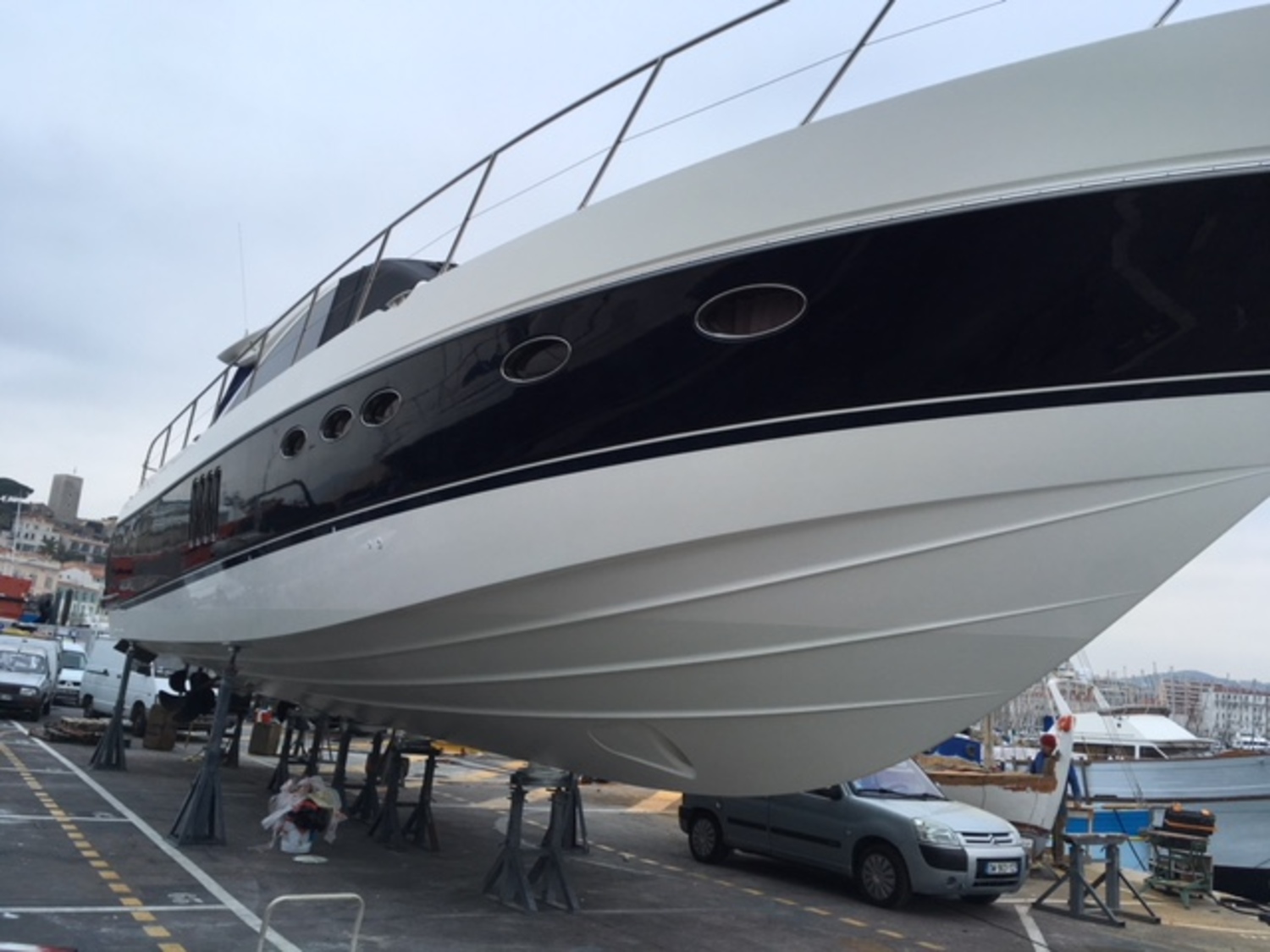 Carenage complet d’un Princess V65