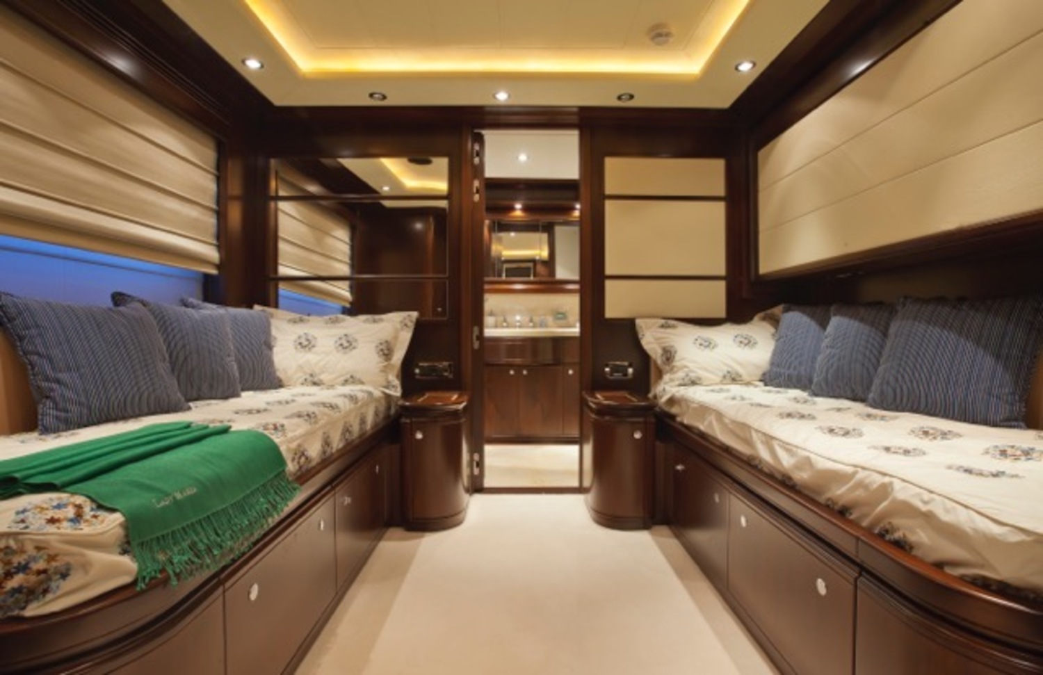 Refit de ferretti 112