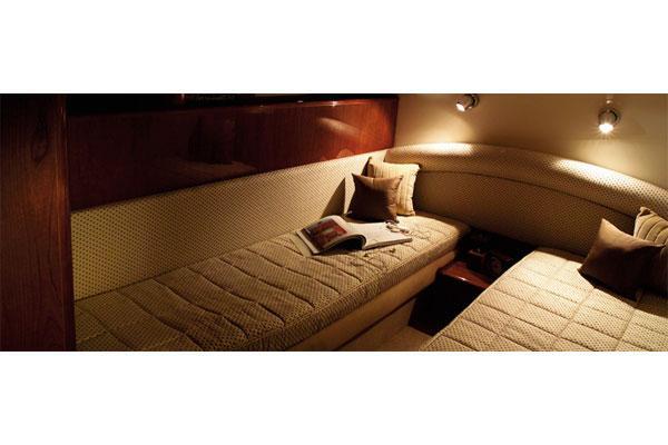 Princess 45 Flybridge Image 4