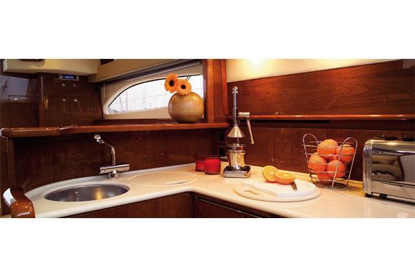 Princess 45 Flybridge Image 6