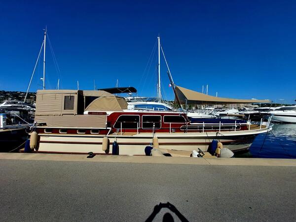 Super Van Craft 1600 Image 1