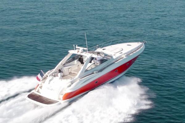 Sunseeker Predator 56 Image 3