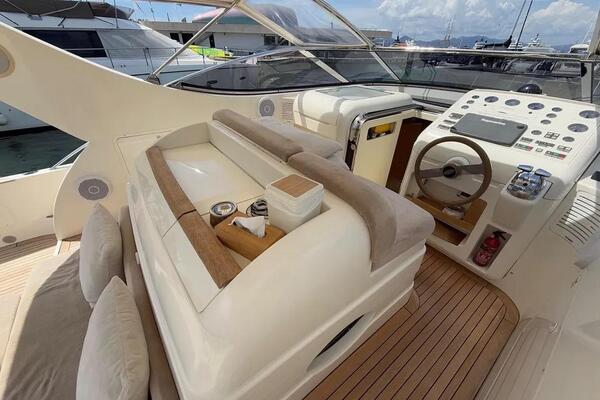 Cerri Cantieri Navali 52 Image 6