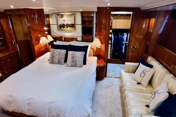 Guy Couach 2200 Fly Image 17