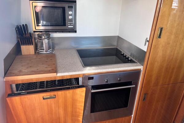 Guy Couach 2200 Fly Image 30