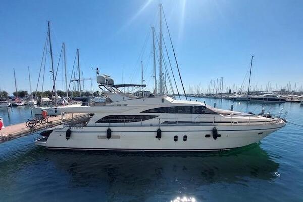 Guy Couach 2200 Fly Image 3