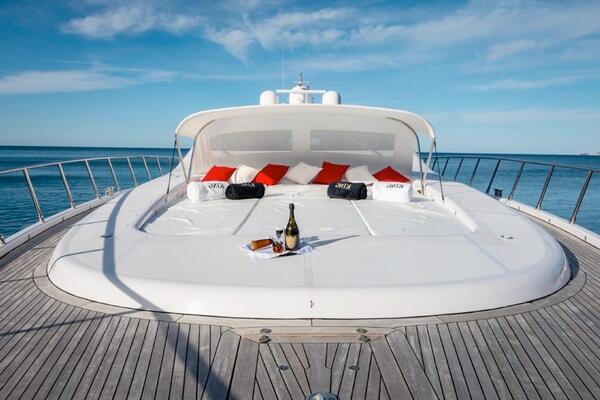 Mangusta 108 Image 6