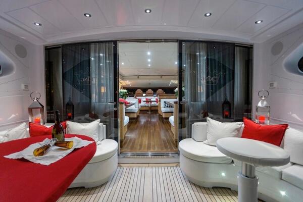 Mangusta 108 Image 7