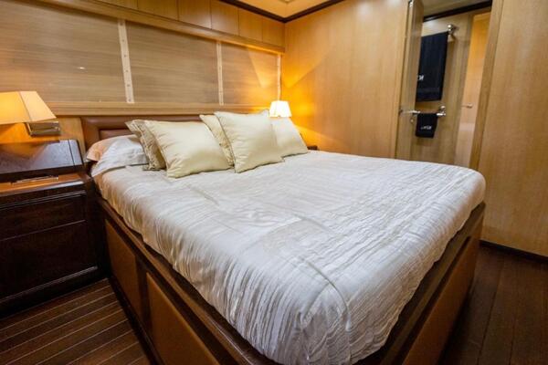 Mangusta 108 Image 13