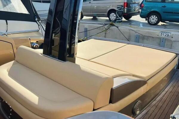 Riva 52' Rivale Image 2