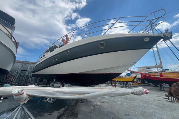 Cranchi Mediterranee 47 HT Image 6
