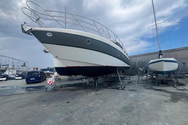 Cranchi Mediterranee 47 HT Image 10