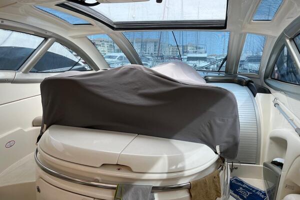 Cranchi Mediterranee 47 HT Image 14
