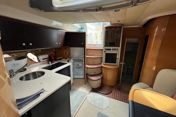 Cranchi Mediterranee 47 HT Image 15
