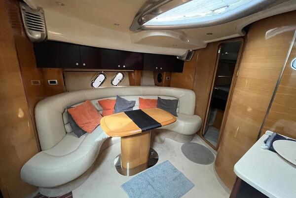 Cranchi Mediterranee 47 HT Image 16