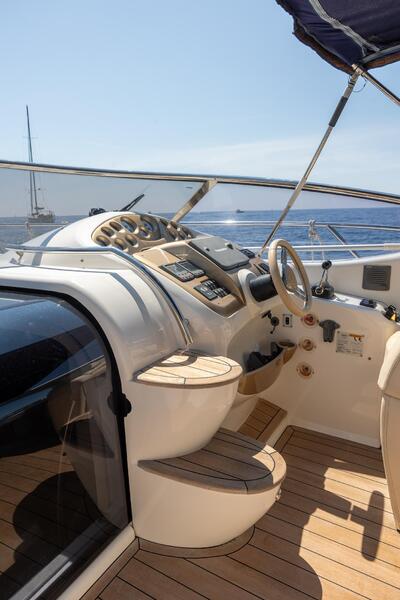 Sessa Marine C35 Image 12