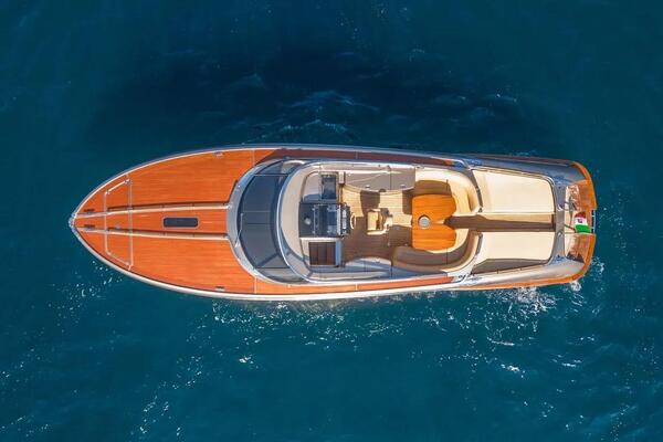 Riva Riva Rama Image 1