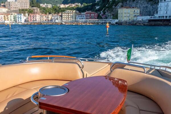 Riva Riva Rama Image 13
