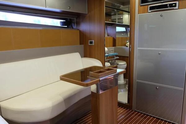 Riva Riva Rama Image 22