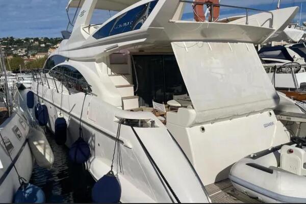 Azimut 58 Image 2