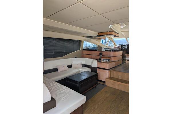 Azimut 58 Image 21