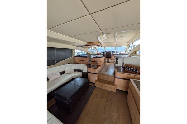 Azimut 58 Image 25