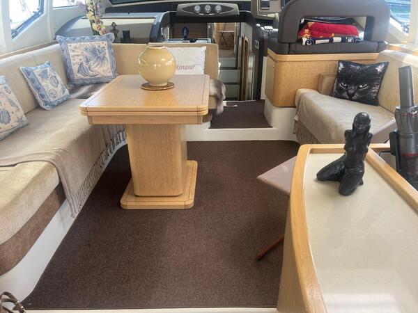 Ferretti Yachts 530 Image 2