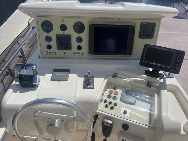 Ferretti Yachts 530 Image 7