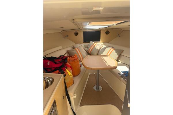 Chris-Craft Corsair 32 Image 16