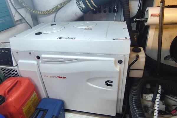 Fairline Squadron 60 Image 12