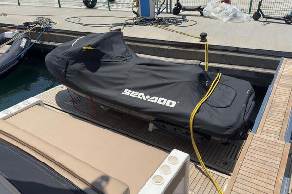 Fairline Squadron 60 Image 17