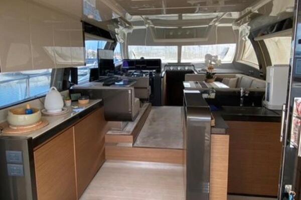 Ferretti Yachts 550 Image 2