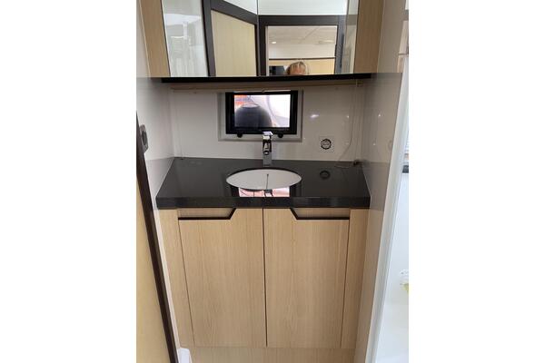 Galeon 405 HTL Image 12