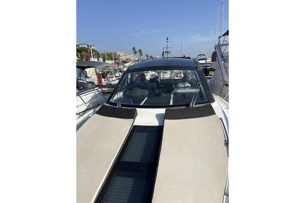 Galeon 405 HTL Image 3