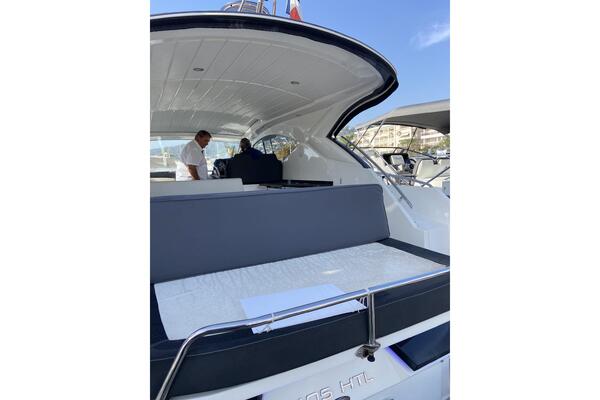 Galeon 405 HTL Image 5