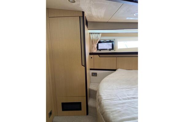 Galeon 405 HTL Image 22