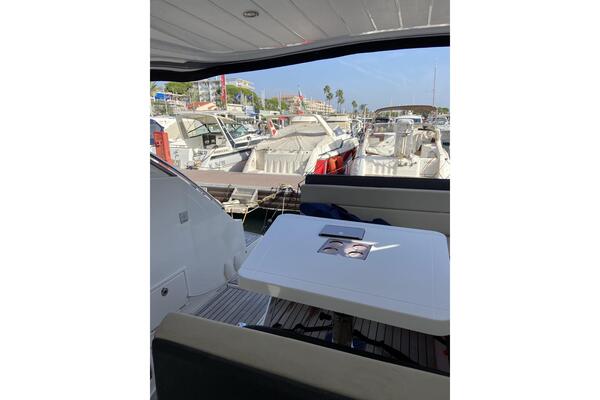 Galeon 405 HTL Image 7