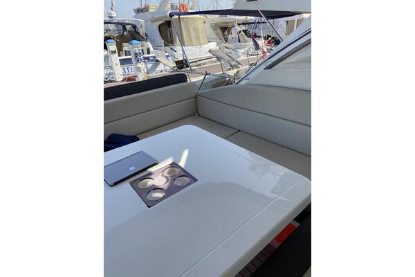 Galeon 405 HTL Image 8