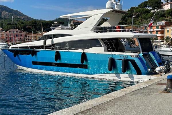 Prestige 750 Image 1