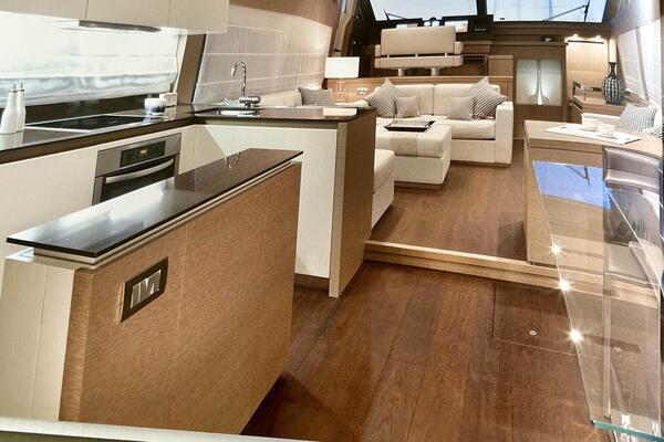 Prestige 750 Image 7