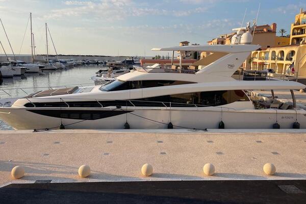 Prestige 750 Image 6