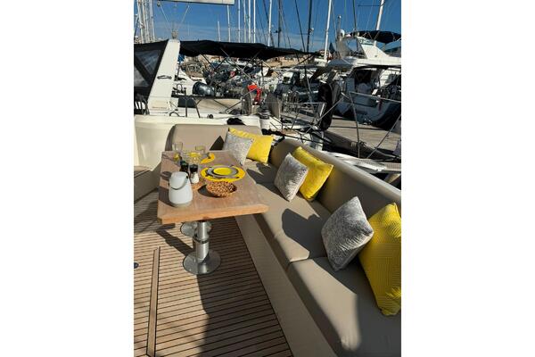 Prestige 420 Image 7