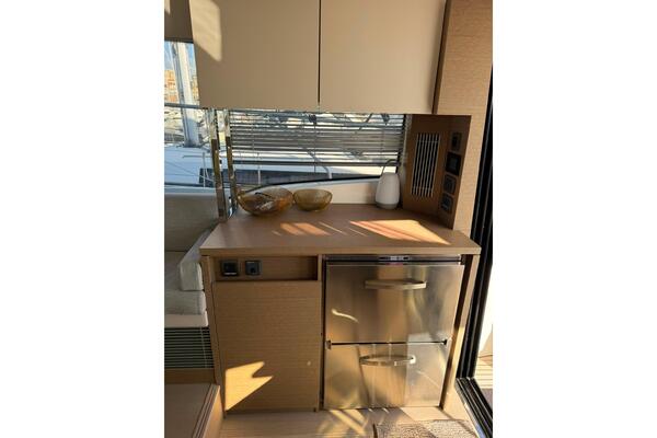Prestige 420 Image 15