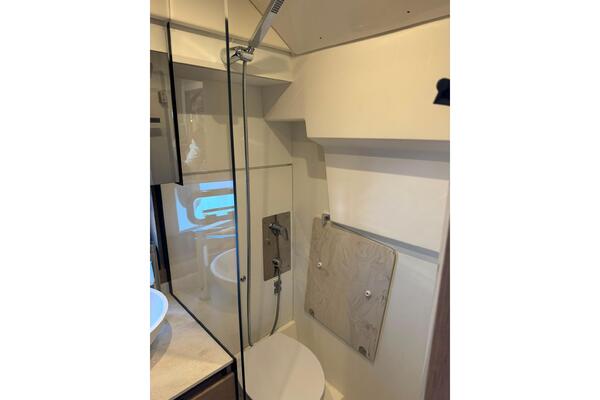 Prestige 420 Image 17